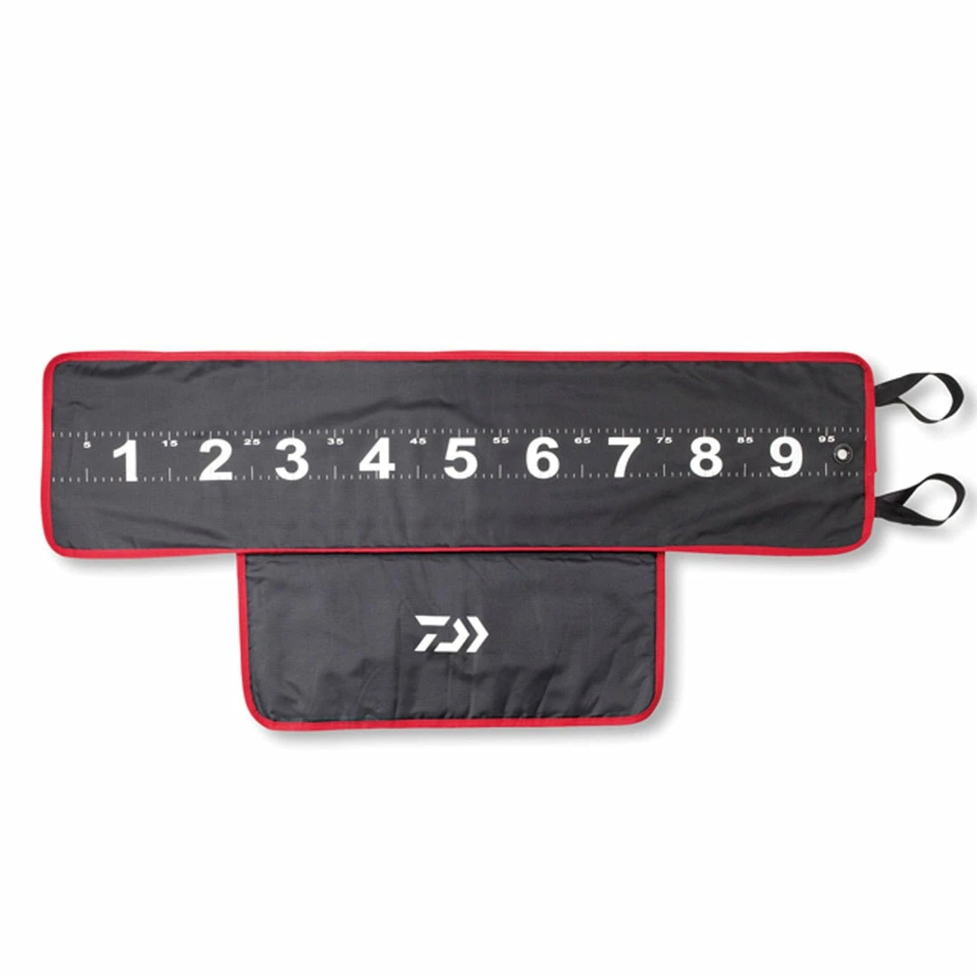 DAIWA Roll-Up Measuring Tape And Unhooking Mat 3 DAIWA Roll-Up Measuring Tape And Unhooking Mat