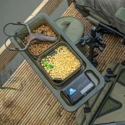 Roleri,držači,nastavci,bankstick Korum Any Chair Side Tray