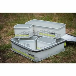 Roleri,držači,nastavci,bankstick MATRIX EVA Bait Cool Tray Light Grey Inc. 4 Tubs